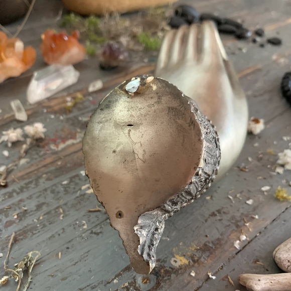 ANTIQUE THAI SOLID BRONZED SILVER METAL VITARKA MUDRA BUDDHIST HAND - Picture 10 of 11